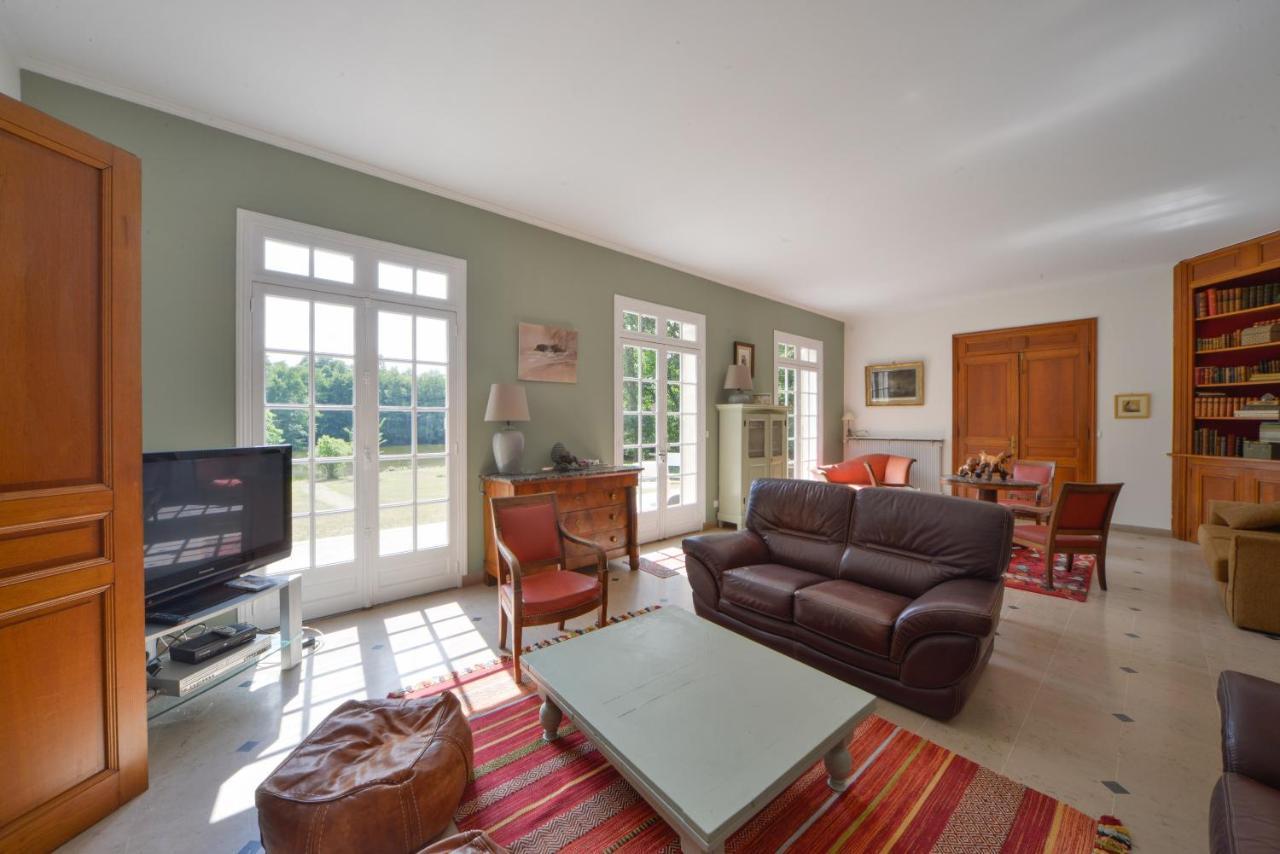 La Genetiere - Grande Maison Avec Etang En Sologne Mery-es-Bois Ngoại thất bức ảnh